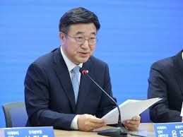 윤호중 프로필&amp;#44; 이재명 정부 첫 행안부 장관 후보자의 의미는?