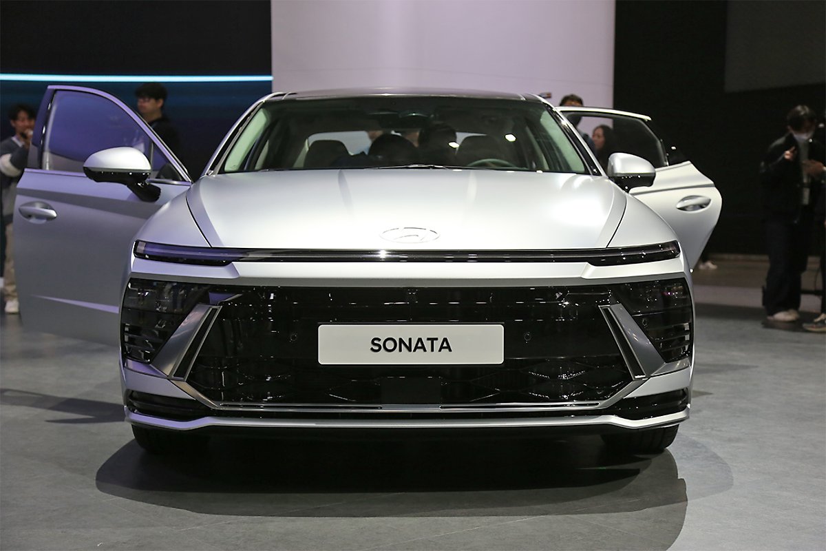 현대자동차 쏘나타 디 엣지