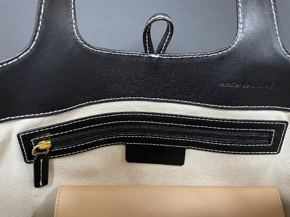 아뜰리에 드 루멘 마론백 내부1