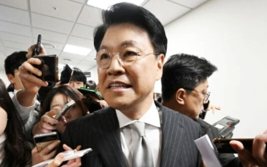 장제원 국회의원 프로필 고향 학력 지역구 아버지 형제관계