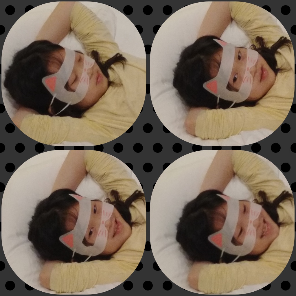 라마다 호텔 침대에 누워서