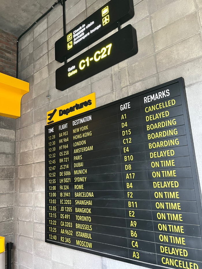 공항 수속하는 곳2