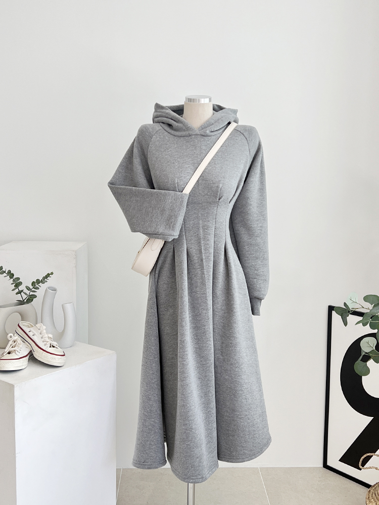 IMI 단리 기모후드 핀턱 원피스