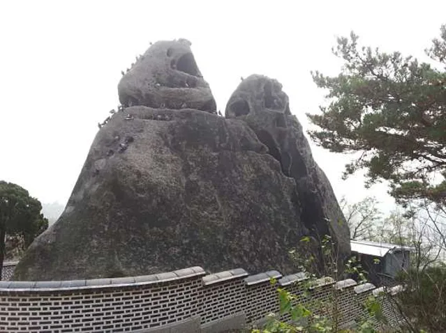 선바위