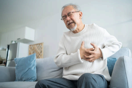 노인 협심증 증상 이미지사진