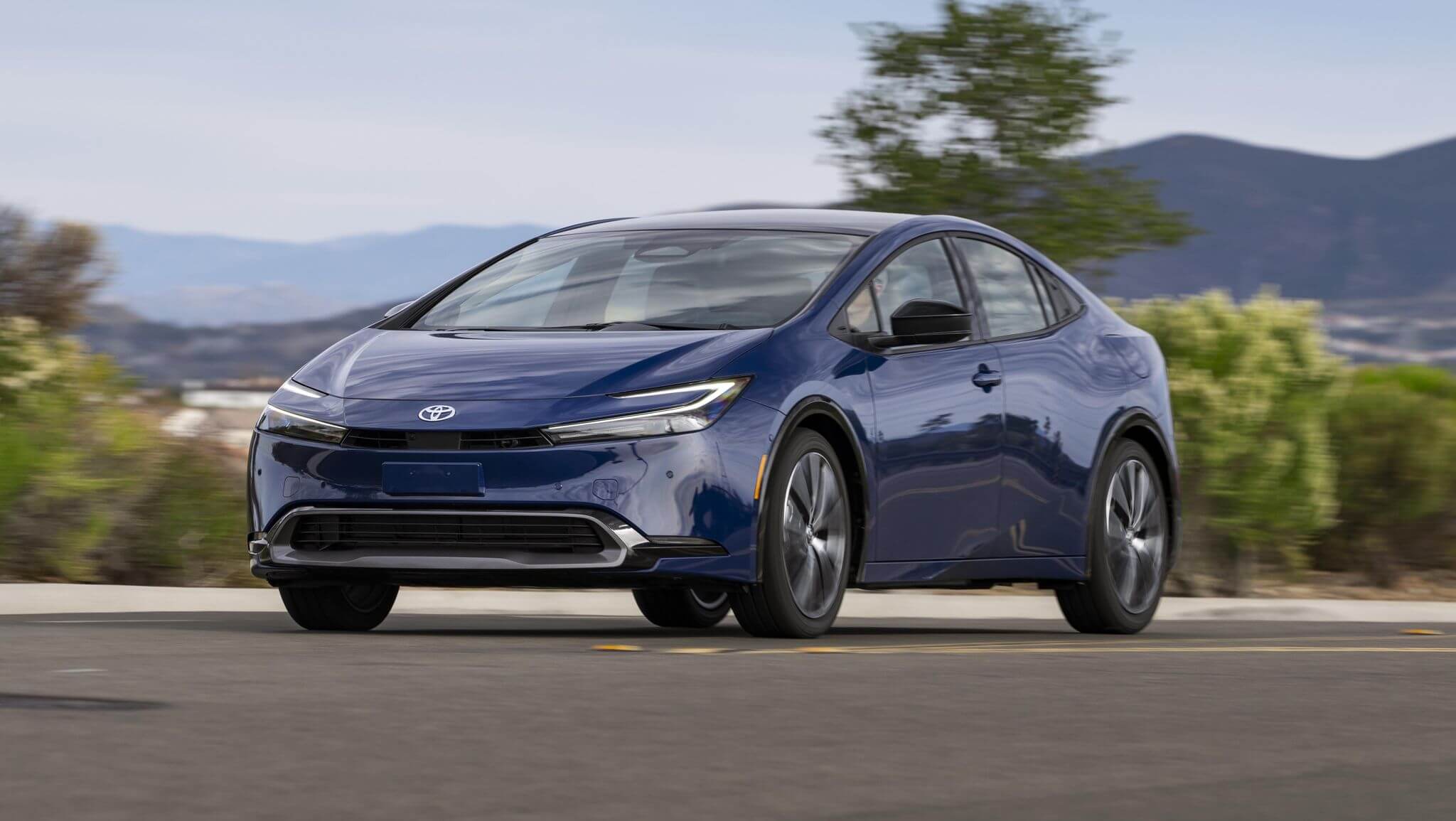 2024 토요타 프리우스