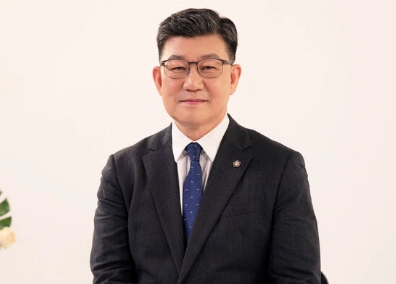 김남근 성북을 기동민 지역구 전략 공천 이유