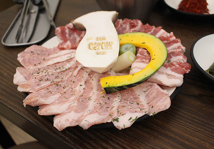 부산 전포동 옛날삼겹살 '뇽뇽'