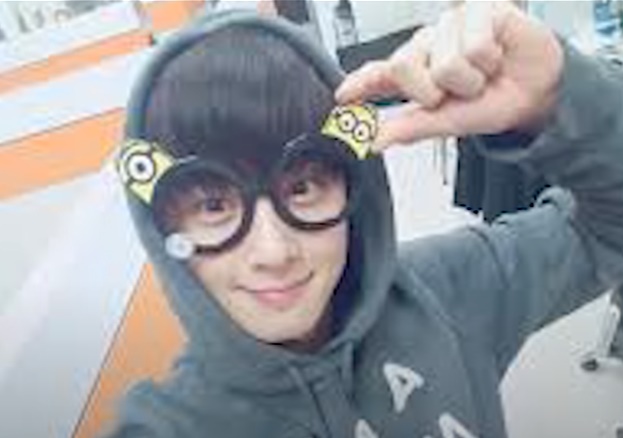 차은우 미니언 안경