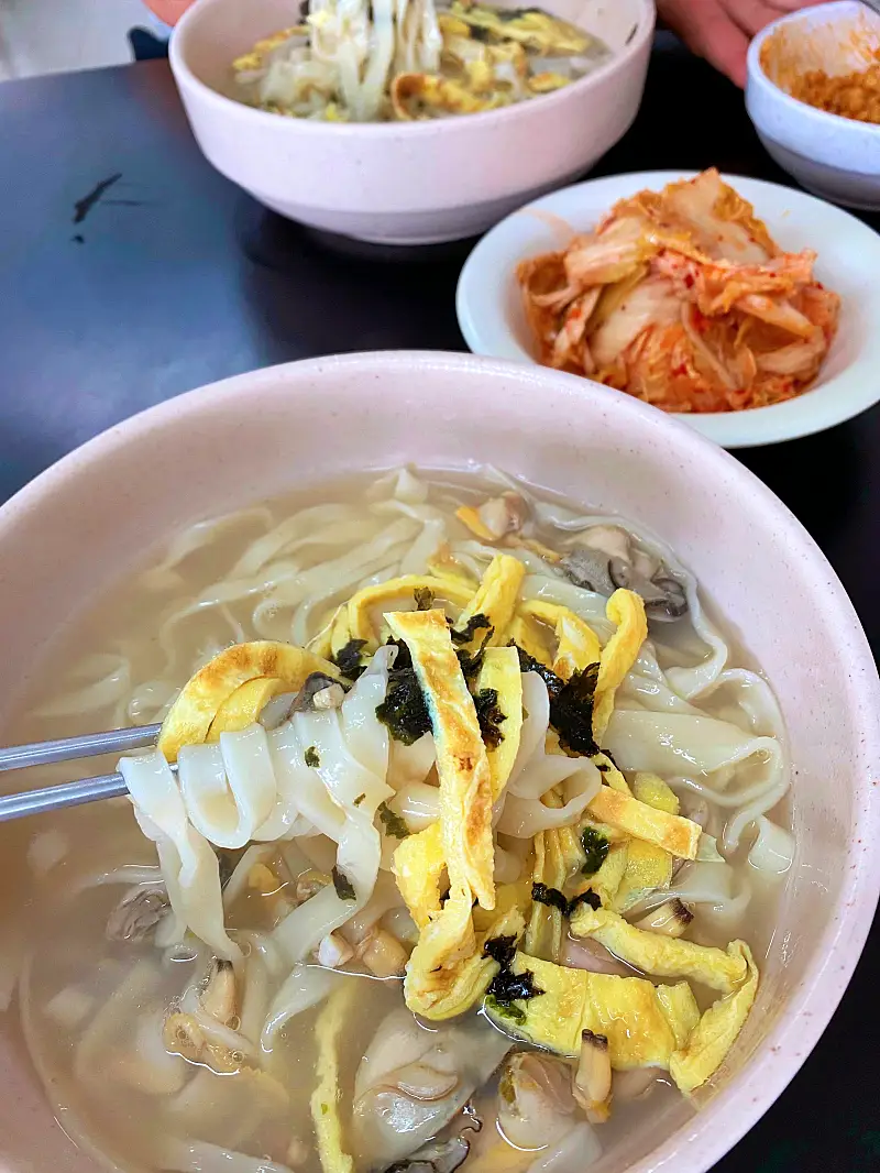 생활의달인 점심장사 해물칼국수 손칼국수 칼국수 이주경 달인 맛있는 인천 구월동 칼국수집 은둔식달 오늘방송 맛집 정보