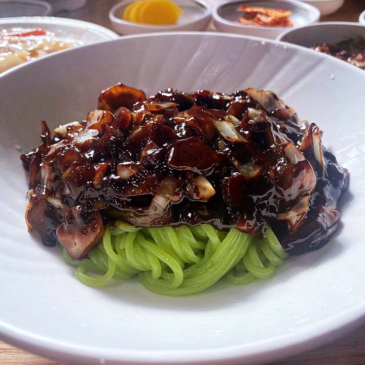 대전 가게 수타면 짜장 짬뽕 33년 전통 자가제면 중국집 전설의 맛 맛집 추천