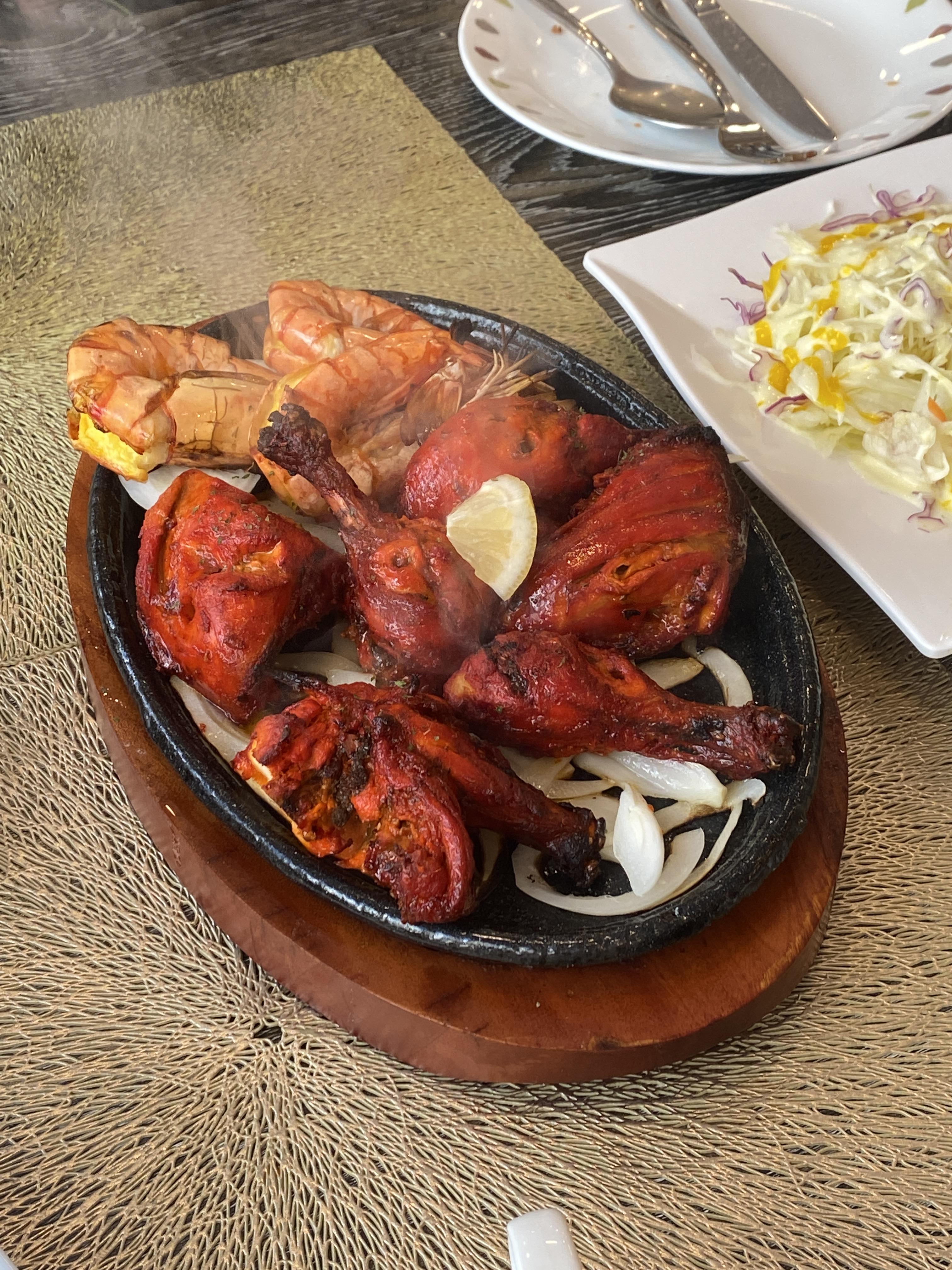인도식-탄두리-치킨과-새우