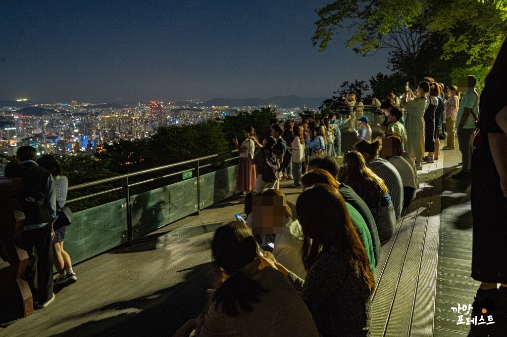 서울 남산타워 야경 감상