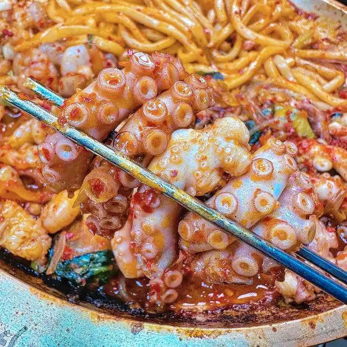 생생 정보마당 경주 보문단지 20년 전통 낙곱새 맛집