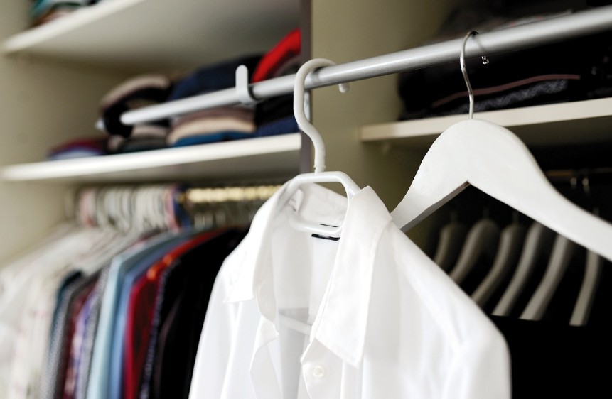 봄 옷장 필수 아이템들 사진