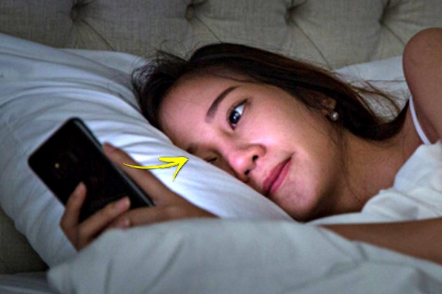 옆으로 누워서 스마트폰, 짝눈 시력 눈매 교정, 사시 부동시 원인