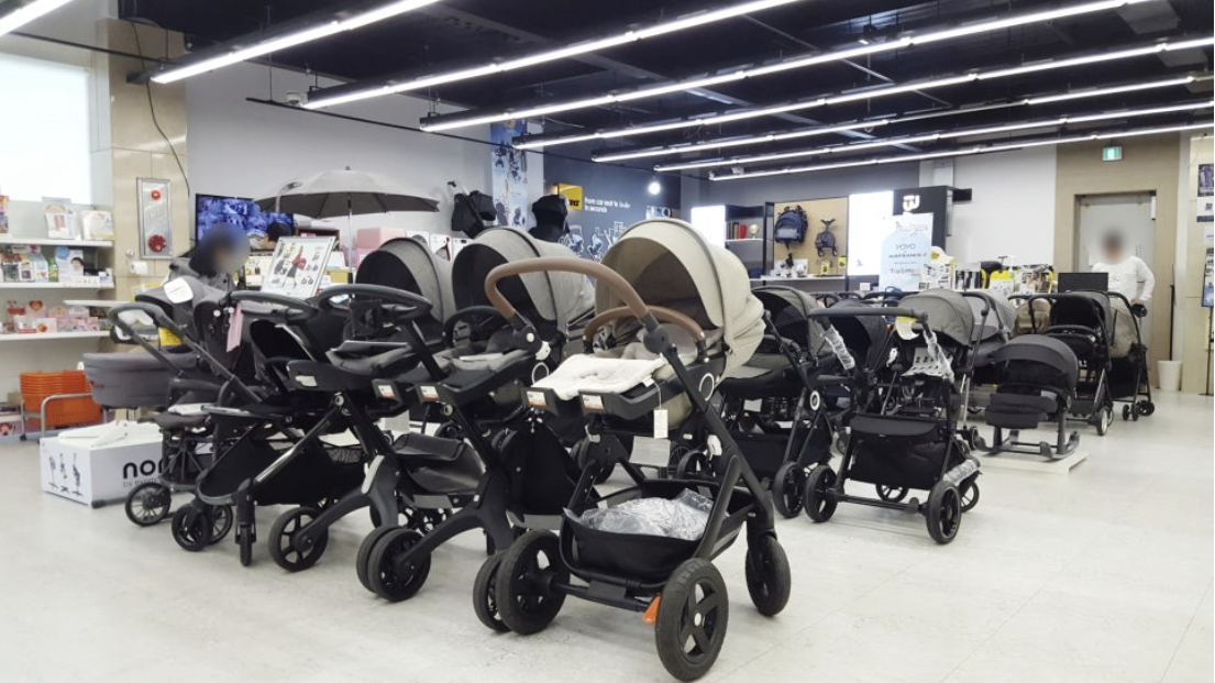 싸이벡스 리벨3와 베이비젠 요요2