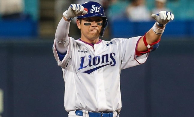 강민호 2년 최대 20억원 FA 도장 종신 삼성 선언