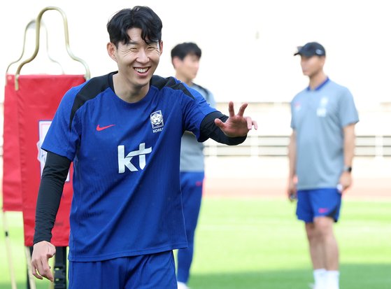 축구 중국전 중계 월드컵 2차 예선 보기 한국 VS 중국 무료중계 
