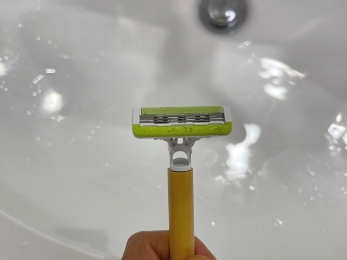 일회용면도기-사용후