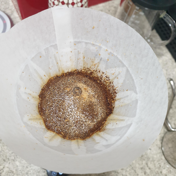 다이소 드리퍼: 추출 속도 조절 가능한 드리퍼 리뷰 및 레시피_뜸 들이기