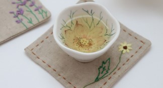 겨울철 건강 필수템 (영양제, 차, 보습제품)