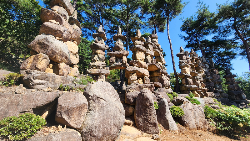 해동제일 소원성지: 허굴산 천불천탑 순례