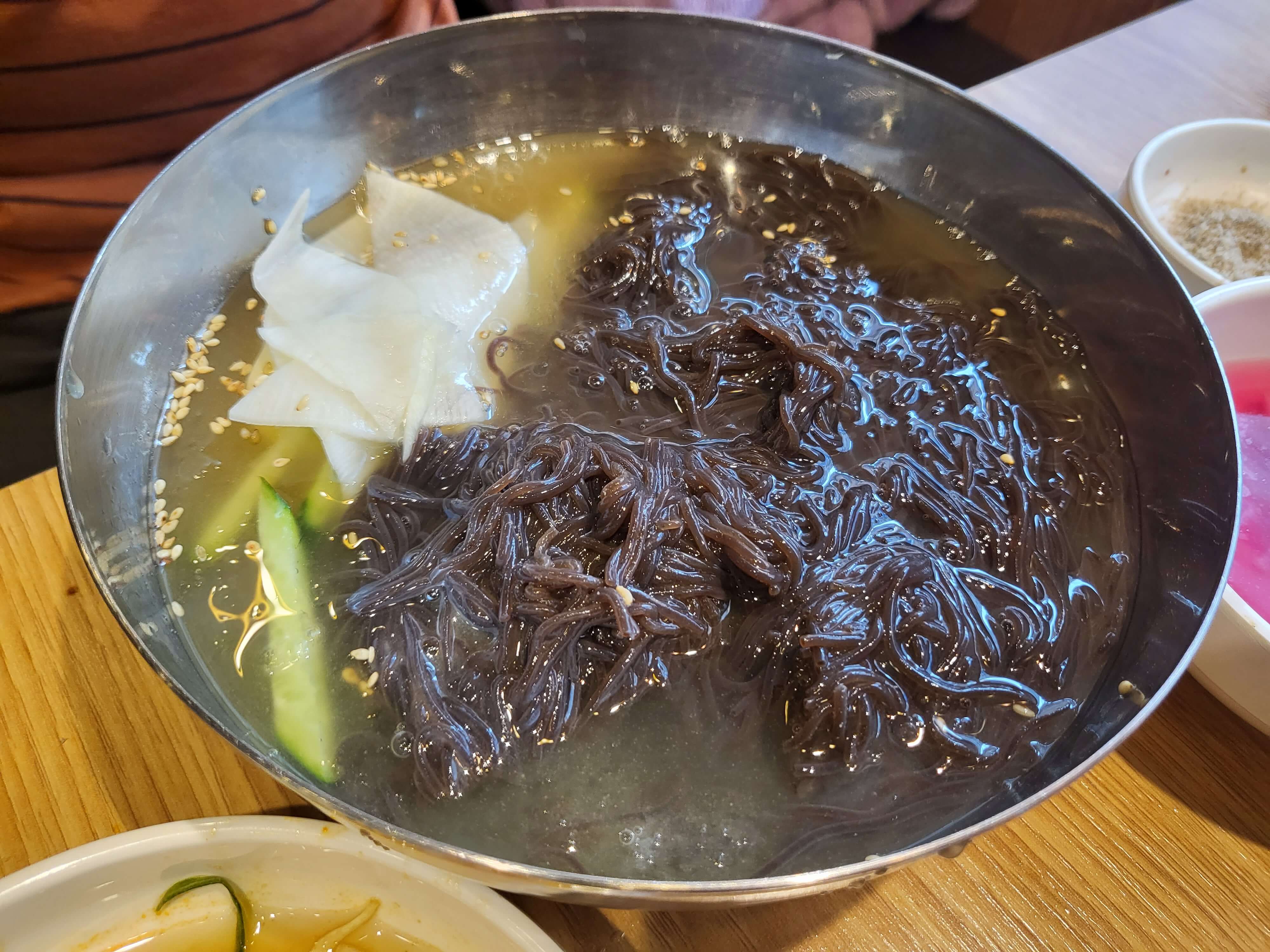 수원 권선구 명가일품화로구이 물냉면