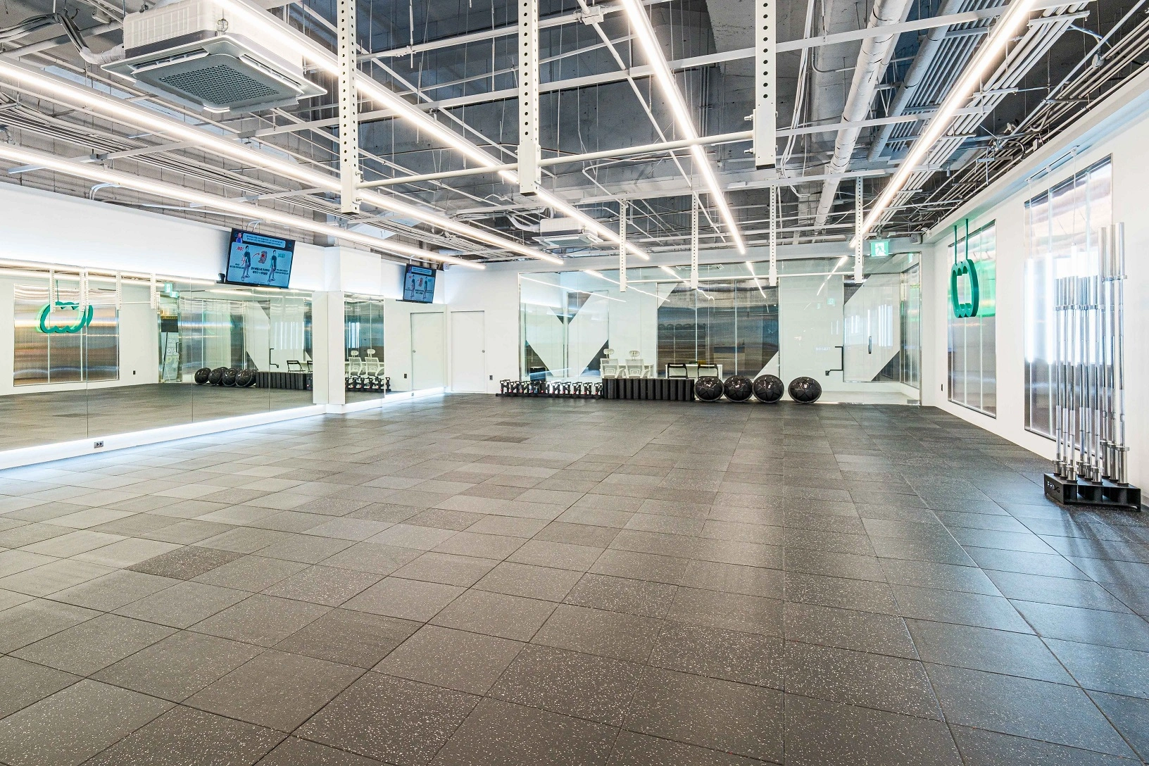 지하철 2호선 뚝섬역 핏 스테이션 소개 성수 운동 커뮤니티 공간 그룹 레슨 시설 좋은습관 PT 스튜디오 성수