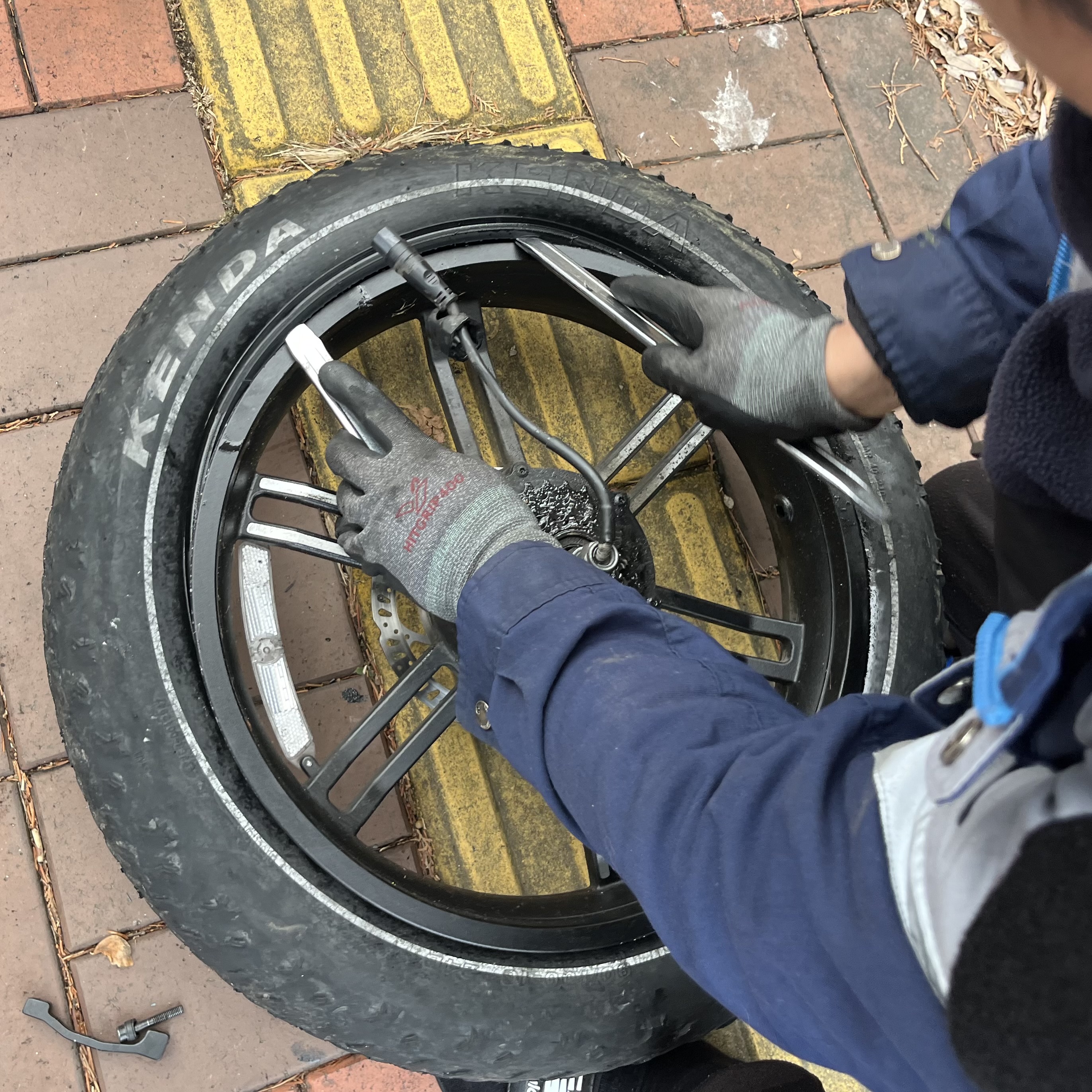 [수원 전기자전거 수리: 조보바이크 에디]-타이어 펑크 튜브 교체, JOBOBIKE EDDY AS, 화성 동탄 광교 용인 안양 오산 안산 군포 분당