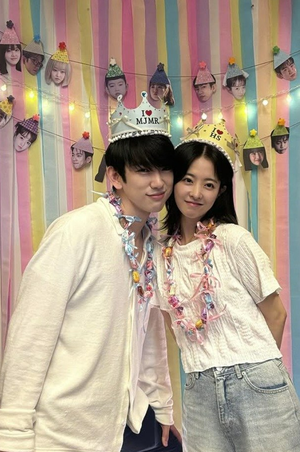 박보영박진영현커의심,미지의서울 화보,커플사진,양치컷,박보영 박진영 엘르,연예인 현실 커플