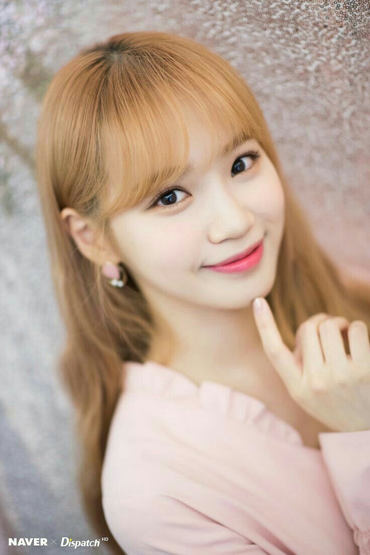 김채원 사진 모음 김채원 사진 모음