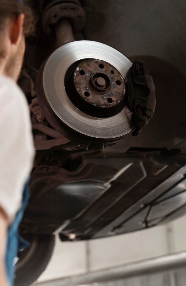 자동차 브레이크 밀림 현상