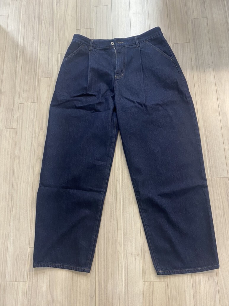 에러스익셉티드 데님팬츠 인디고 WT027 플리츠 테이퍼드 데님팬츠 (Indigo)