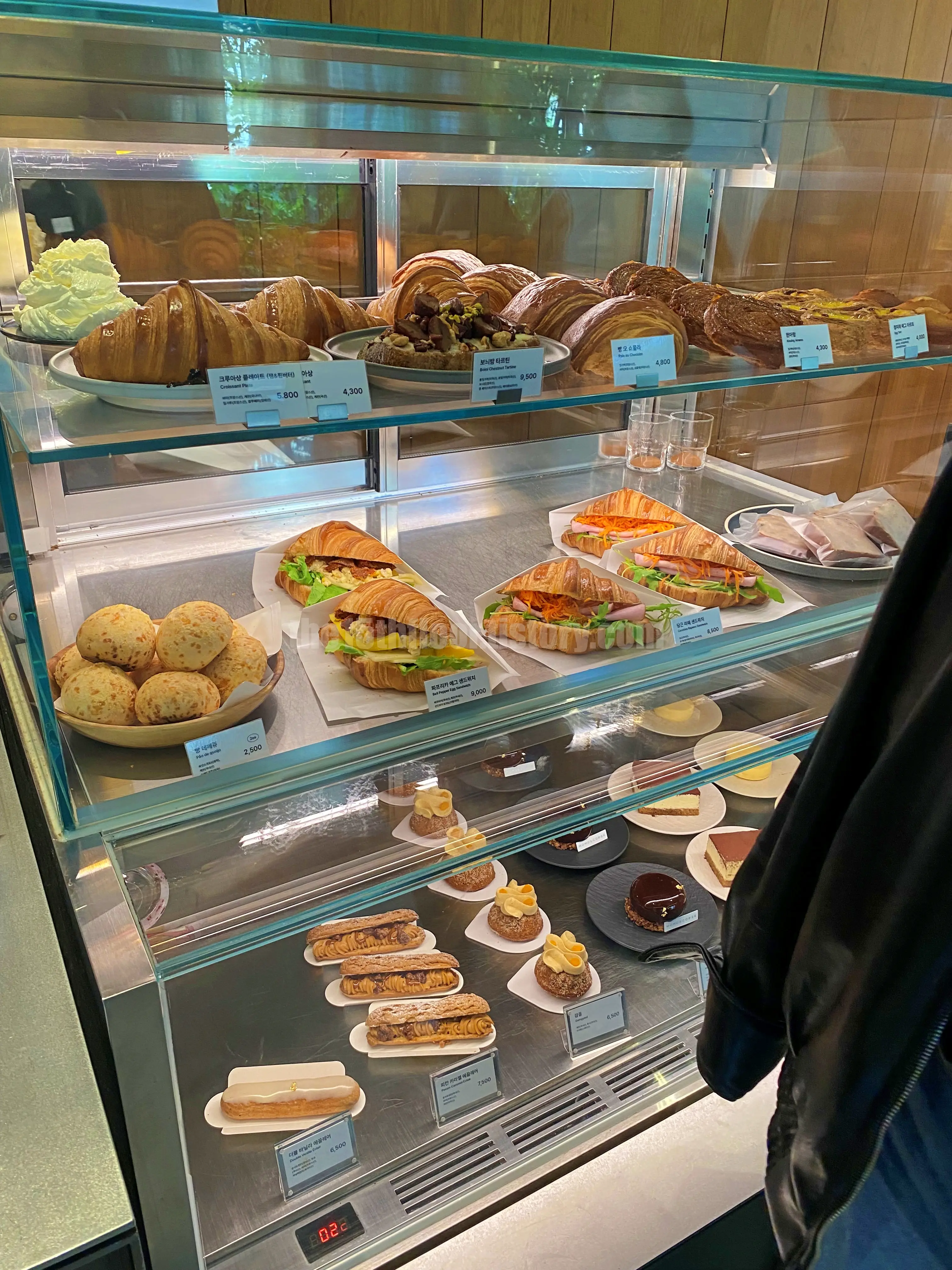 부산 해운대구 &amp;#39;모모스커피&amp;#39; 마린시티점 (베이커리류)