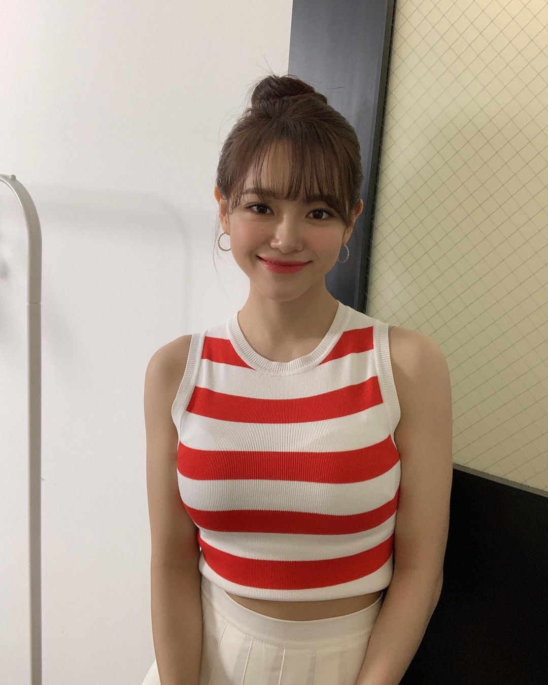 김세정 약간 시스루
