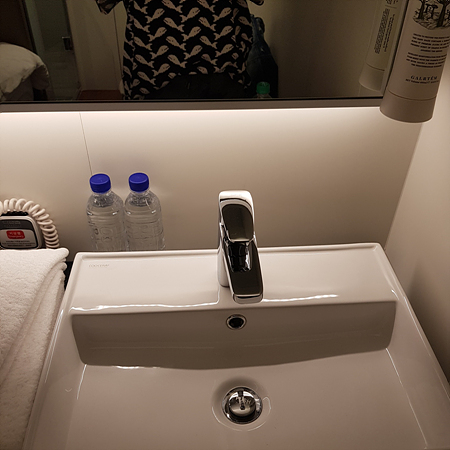 인천공항 캡슐호텔 다락휴