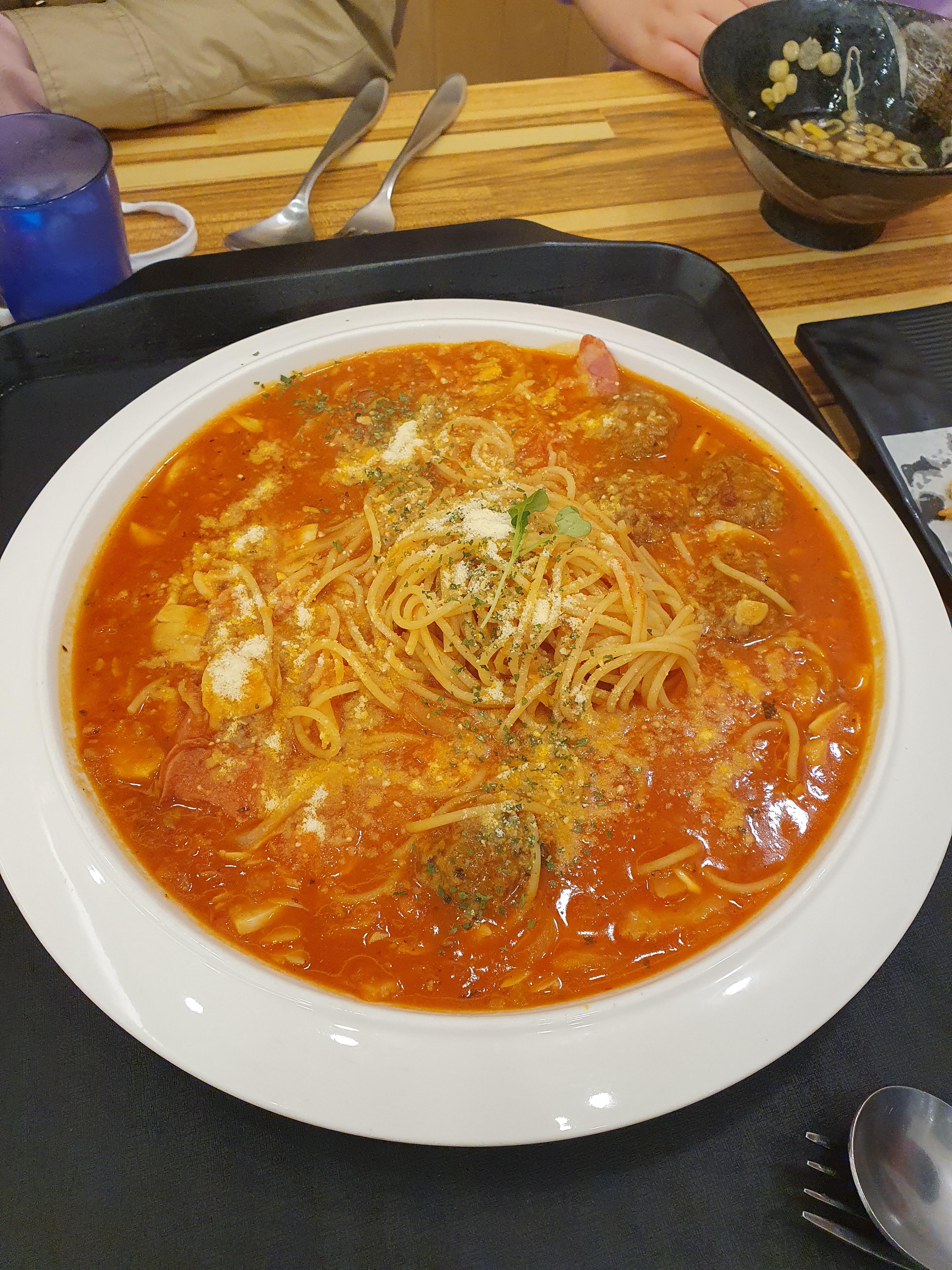 관저동 쑝쑝돈까스 미트볼 토마토 파스타