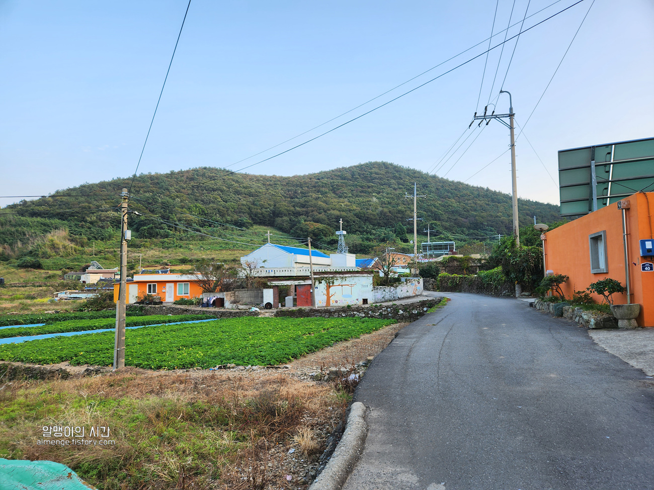 #26-2 여수 개도 백패킹_여기 온돌 돌침대 있어요 (노지 캠핑) - undefined - 화장실 #26-2 여수 개도 백패킹_여기 온돌 돌침대 있어요 (노지 캠핑) - undefined - 화장실