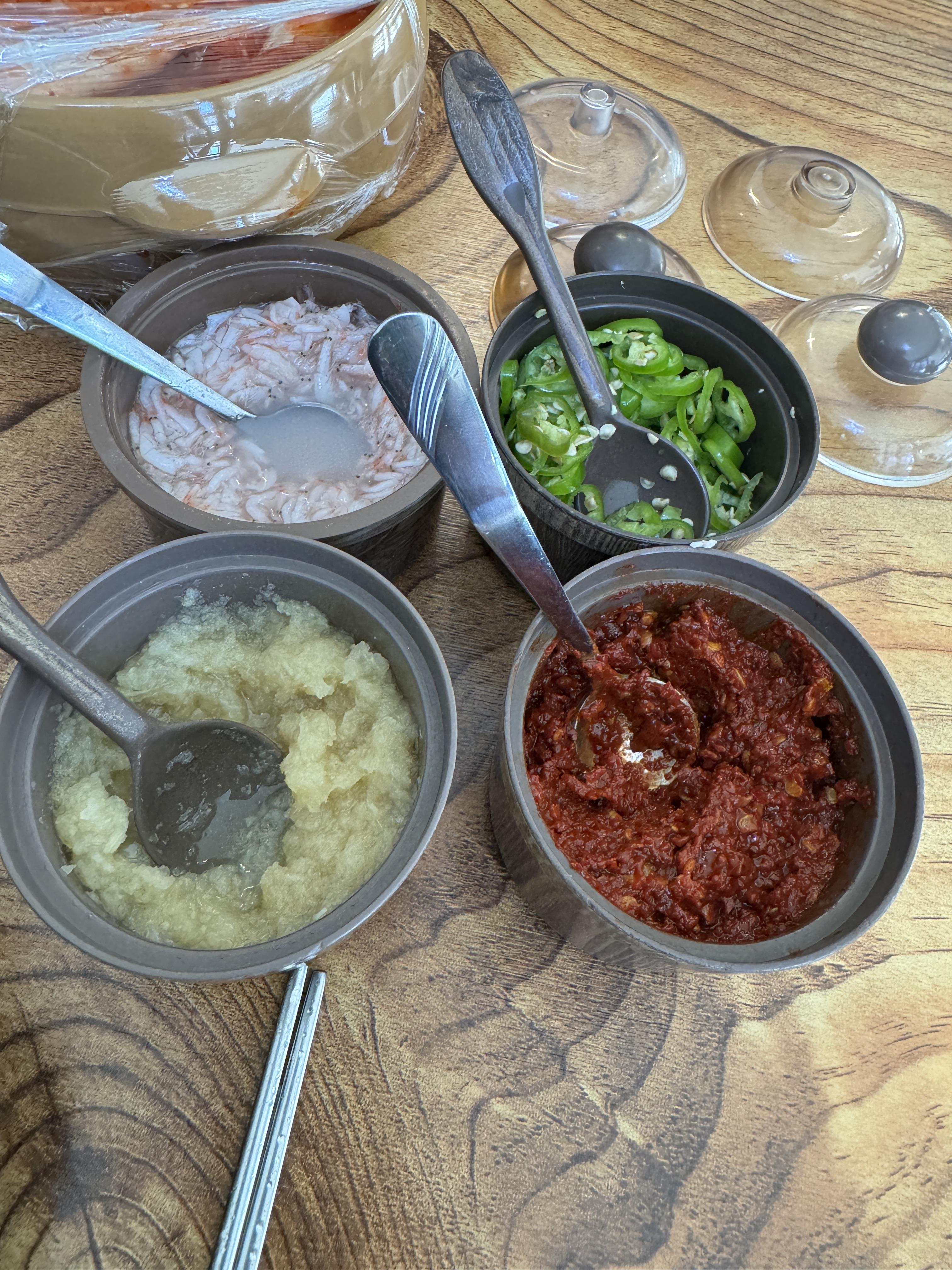 속초-예원수육국밥-양념장