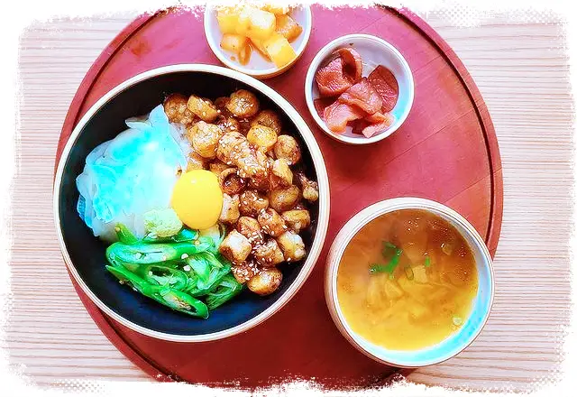 줄서는식당-성수동-서울숲-대창덮밥-후토마끼-맛집-01