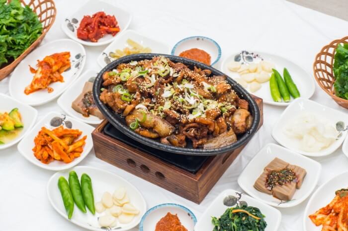 생생정보 믿고 떠나는 스타의 고장 진시몬의 추천! 전라남도 곡성 석회불고기백반 맛집 돌실숯불회관 생생정보2300회