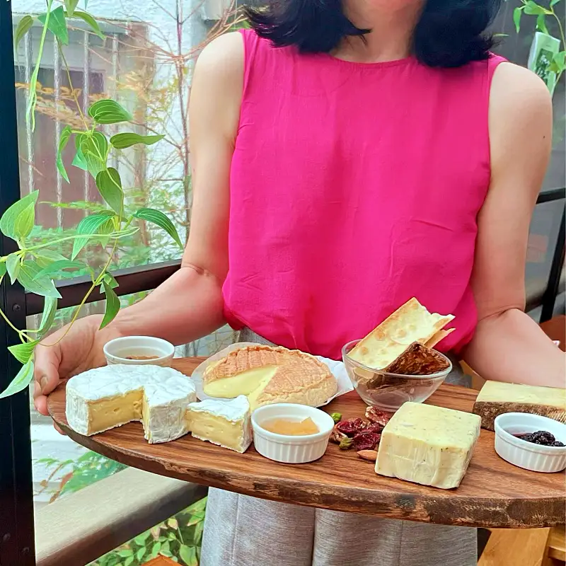 편스토랑 핑크 안젤리나 박준금 수제 치즈 장인 샌드위치 브런치 카페 브라타치즈, 염소치즈, 아티장치즈, 부라타 치즈 샐러드 한남동 이태원 맛집 위치 어디