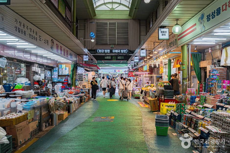 망원시장 안쪽 골목