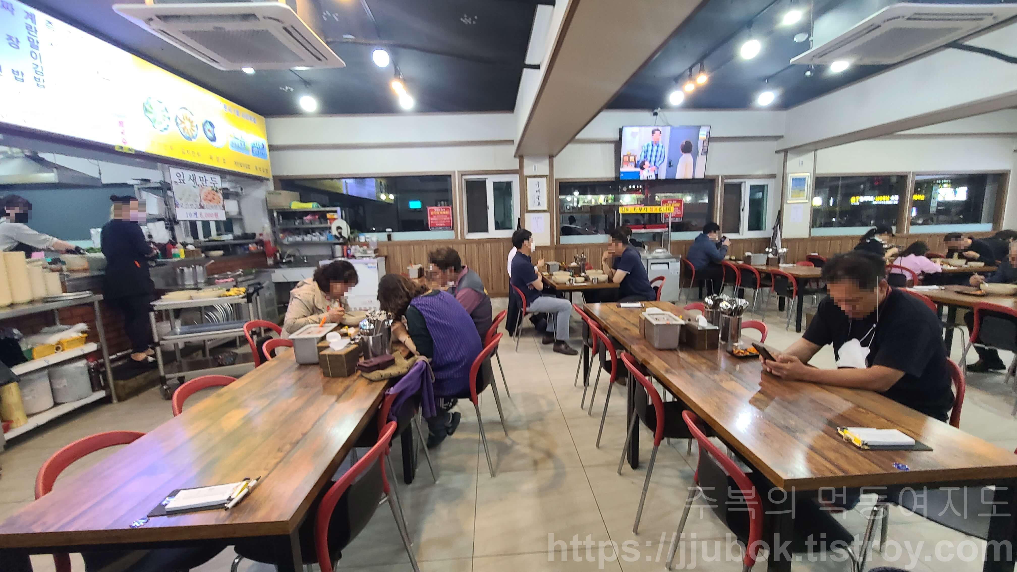 오목골-즉석메밀우동-내부