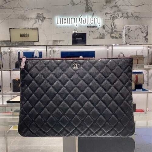 샤넬 여성 캐비어 클러치