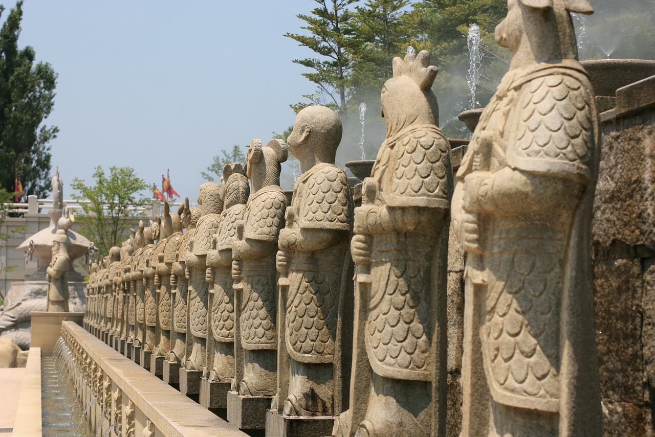 2025 재물운 사주 올해 재물운이 강한 띠와 사주 속 숨은 비밀