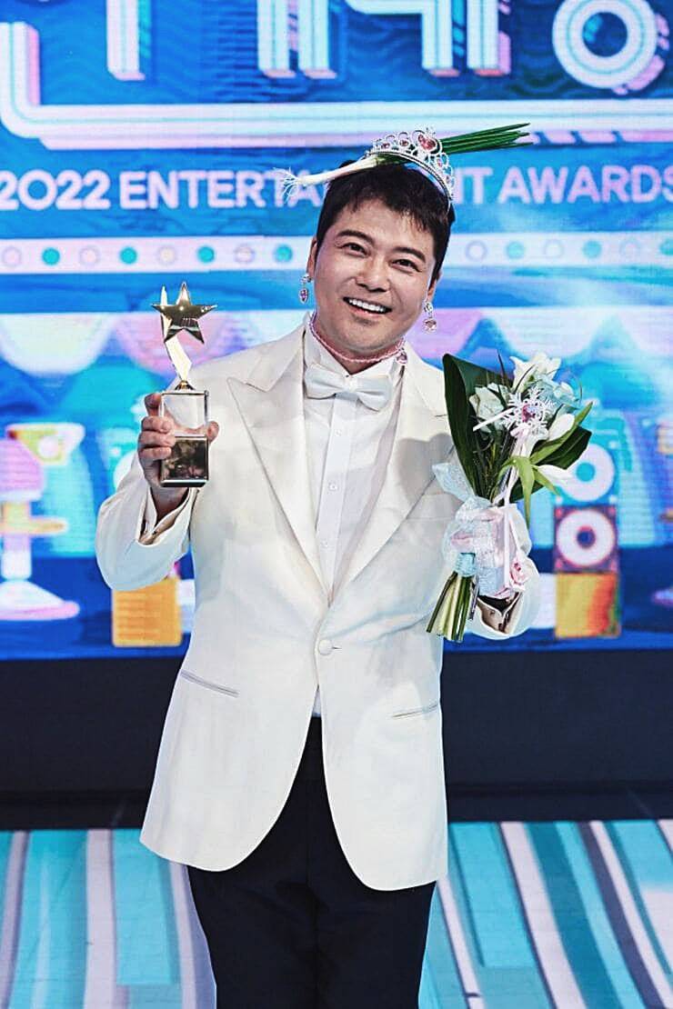 방송인-전현무