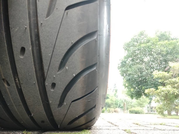 타이어-펑크-응급처리-지렁이