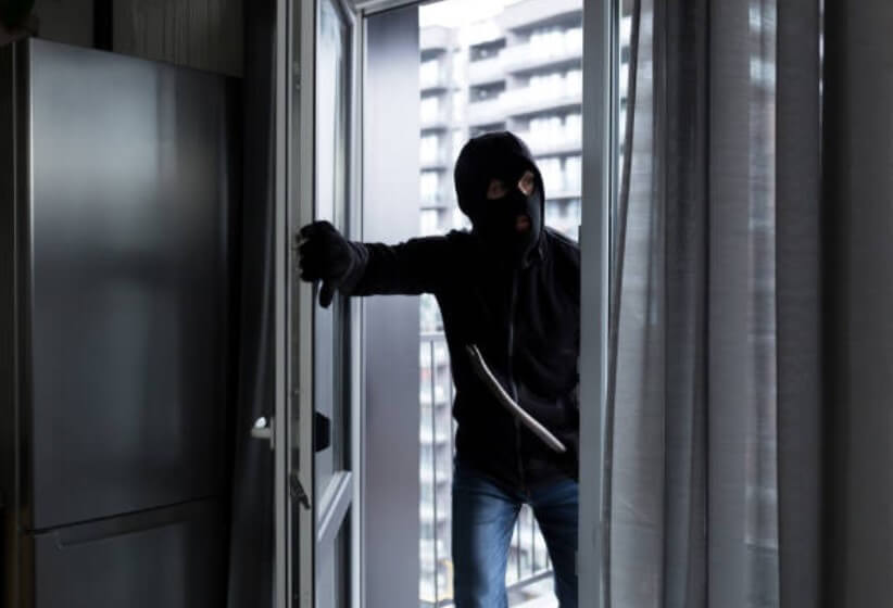 도둑누명을 썼는데 그도둑 잡는꿈